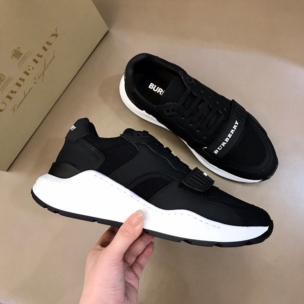 B*URBERRY SHOES